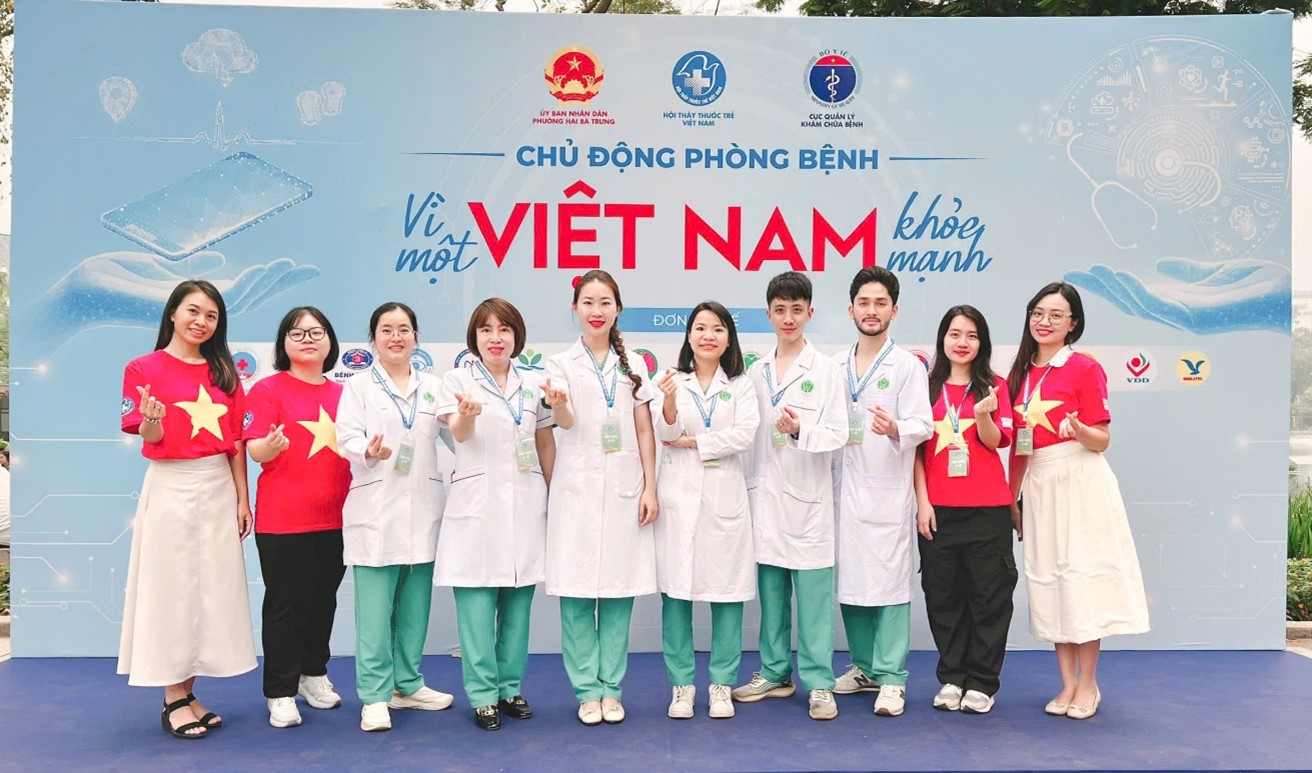 BỆNH VIỆN RĂNG HÀM MẶT TRUNG ƯƠNG HÀ NỘI HƯỞNG ỨNG NGÀY SỨC KHỎE TOÀN DÂN LẦN THỨ NHẤT: LAN TỎA THÔNG ĐIỆP “CHỦ ĐỘNG PHÒNG BỆNH – VÌ MỘT VIỆT NAM KHỎE MẠNH”